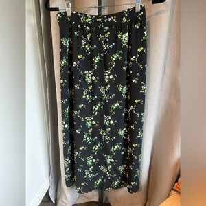 Banana Republic, Black Floral Button Front Slip Skirt, Excellent Condition